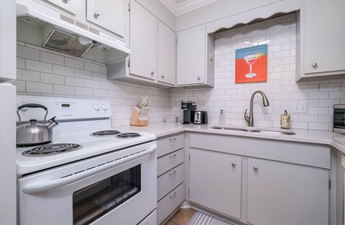Vestavia Hills Apartment | Luxury in the Heart of Homewood, Minutes from Samford!