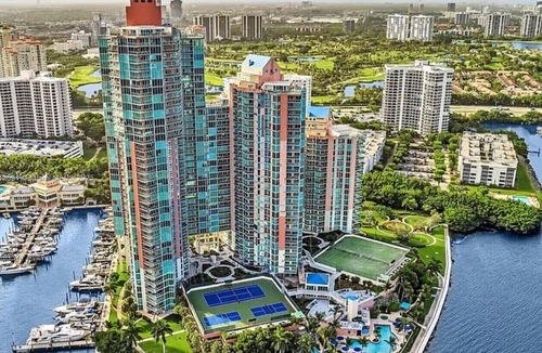 Aventura Condo | Luxury living in high rise apartment Aventura Miami