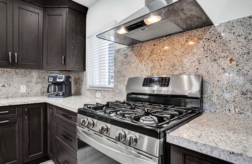 Pompano Isles House | Luxury Pompano Palace Pool And Private Yacht Dock