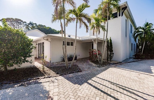 Bonita Springs House | Luxury Private Vacation Getaway Moments from the Water
