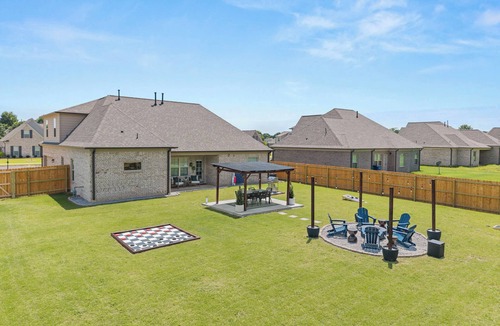 Olive Branch House | luxury property minutes from Silo Square by MCRS Signature Stays