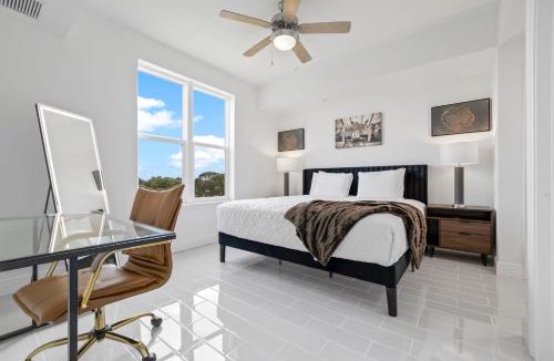 Merritt Island House | Luxury River Front Secluded Condo w Resort Amenities RFI 909