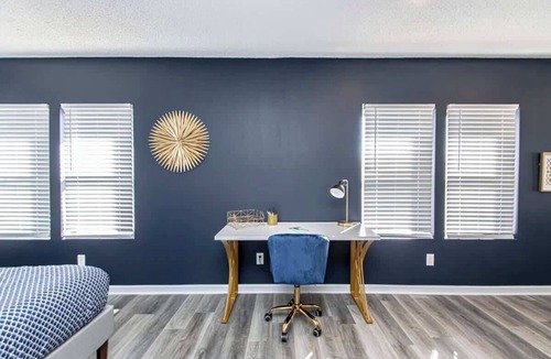Hot Springs House | Luxury Studio, 3-Min Walk to Oaklawn Casino