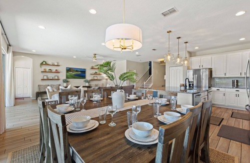 Loughman Villa | Luxury Villa on a great lot! Pool, Spa, Movie & Arcade. Close to Disney & Golf!