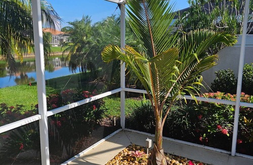Village Walk House | Luxury Villa with Resort Amenities and Close to Beaches
