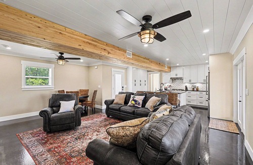 Poinsett Acres House | Luxury Waterfront Retreat, Fishing, Rocket Launch Views, Near Cruises