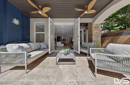 Downtown Fort Lauderdale House | LVS Aurea Walk to Las Olas, Heated Pool, Spacious 9-Bed