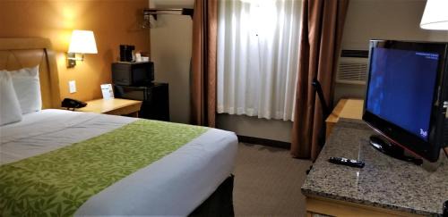 Lyons Hotel | Lyons Inn