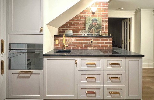 Downtown Apartment | Mapleton Hill Guest Suite in Boulder Historic District - few steps from Pearl St