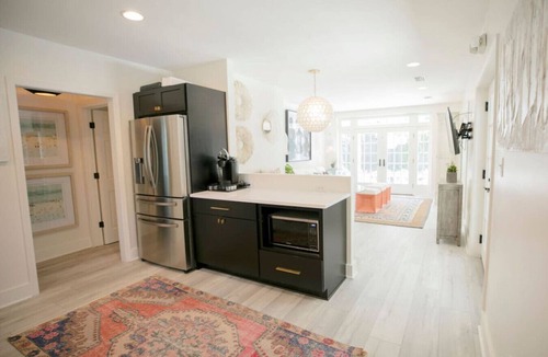 Biloxi House | Marée Maison Downtown OS Oasis