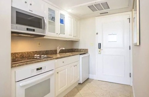 Marco Island Condo | Marco Beach Ocean Resort Suite 608