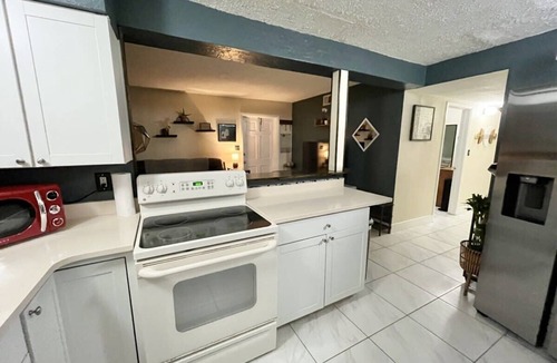Orlando Beach House | Massive Property With Pool Perfect for Big Groups