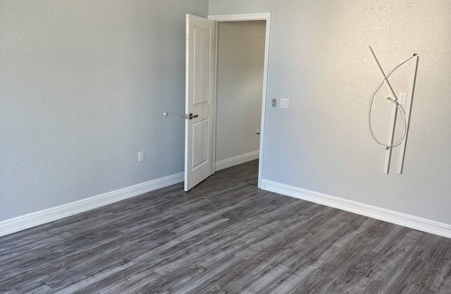 Jasmine Lakes House | Master's Bedroom with Separate Entrance - No Access to Kitchen and Living Room