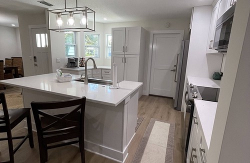 Isle of Palms House | Mayo Clinic 1.8 miles #2 Your Home Away From Home- Snow birds welcomed!