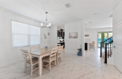 La Costa Village House | Mel Beach Turtle Themed House- Private pool, spa & beach access!