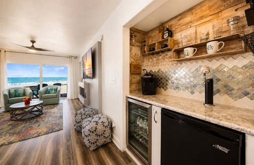 Melbourne Beach Apartment | Melbourne Beach Oceanfront Apartment Unit #1 - Direct Beach Access