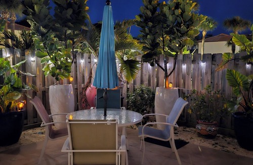 Melbourne Beach House | Melbourne Beach Paradise 2 bed 2 bath w Fitness, Pools, Fishing Pier, Pickleball