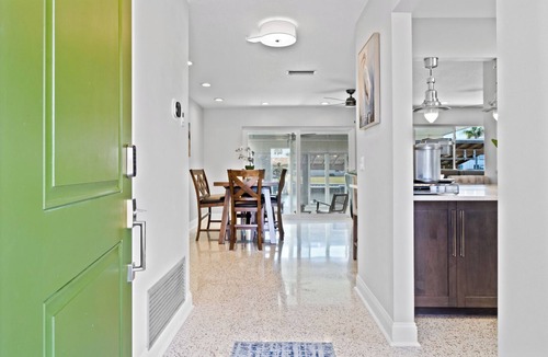 Catalina Isle Estates House | Merritt Island Waterfront Home W/Screened Patio, Private Pool, BBQ Grill, and Pool Table! 🌅🌴