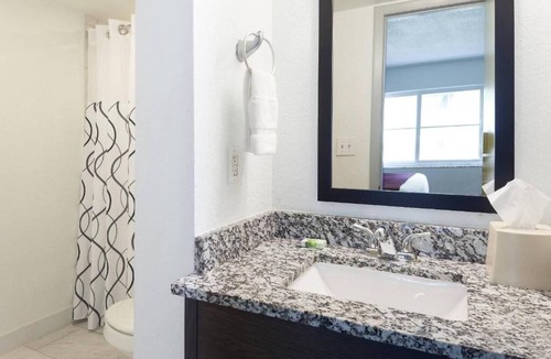Surfside Hotel | Miami Beach 2BR | Beachfront Pool Retreat