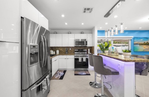Miami Gardens House | MIAMI2026*Pool*Hot Tub 4 Min to HARD ROCK STADIUM* Home in Miami Gardens, FL