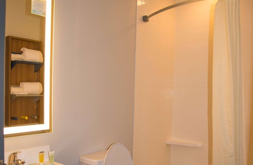 Daphne Hotel | Microtel Inn & Suites by Wyndham Daphne/Mobile