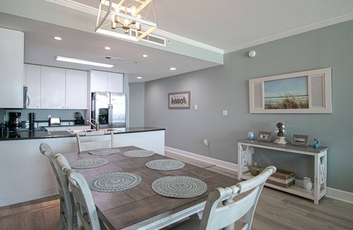 Biloxi Condo | Million Dollar Views. Direct Beachfront 5th. Floor Center Unit at Seabreeze.