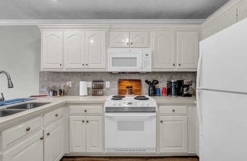 Starkville Condo | Modern 2BR Condo | Minutes from MSU