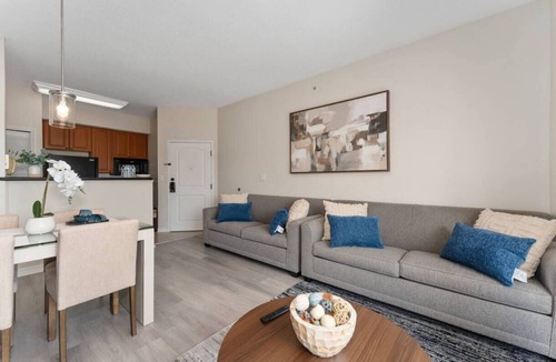 Florida Center Villa | Modern 2BR Suite Near Universal & I-Drive