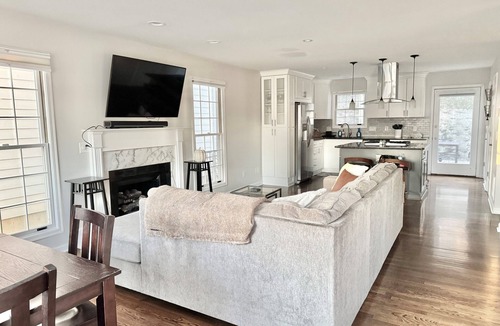 Columbia-Tusculum House | Modern & Charming 2-bedroom Home Minutes from Downtown!