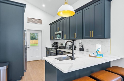 Foley House | Modern, Cozy and Spacious Home in Foley Alabama.