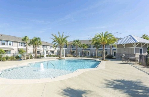 South Pensacola House | Modern Luxe Townhome with a Coastal Vibe