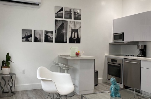Westchester Apartment | Modern & New, Excellent Location Miami 1/1.