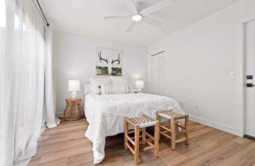 Sawgrass Villa | Modern Pool House - Pet Friendly