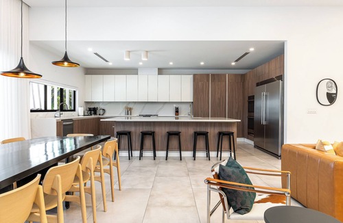 Ojus House | Modern Waterfront Paradise with Heated Pool - Near the Beach & Aventura Mall!
