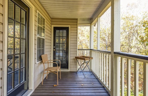 Meadowbrook Condo | Morning Sun Escape- 3 Bedrooms, King Beds, Balcony