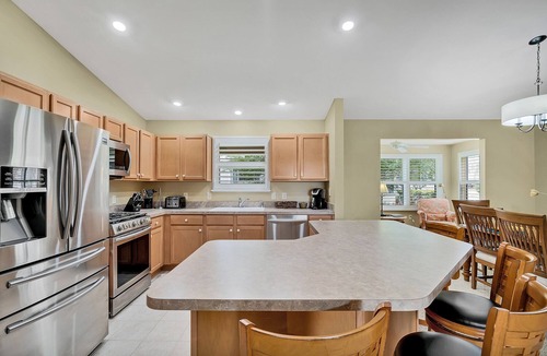 The Villages House | Mutterhaus in Amelia. 3/2, FREE golf, 4-seat cart, RESIDENT passes, pets