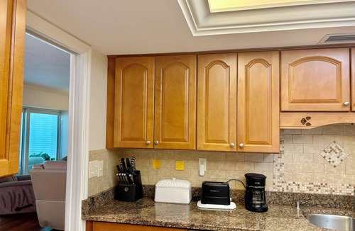 Park Shore Condo | Naples Belair Lane Condo | Community Pool Near Beach & Downtown Snowbird Fri