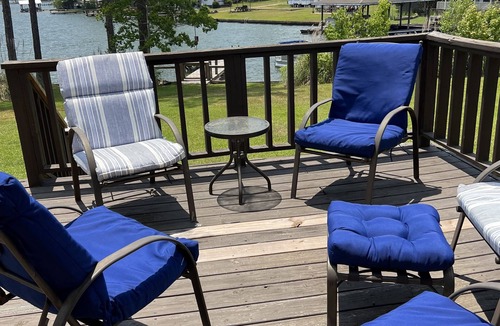 Dadeville Cabin | nCenterport GetAway, Family size cabin. Near restaurants, golf and AU football