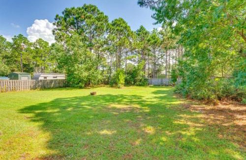 Navarre House | Near Beach Covered Patio FirePit+Grill Yard