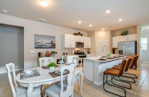 LaBelle House | Near River & Parks: LaBelle Family Home w/Patio