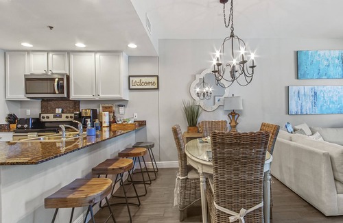 El Centro Beach Condo | New 3rd floor Sterling Breeze! Fine furnishing boutique! Walk to Pier Park!