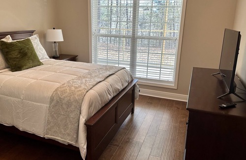 Northport House | NEW All Seasons U of Alabama Lakefront Tuscaloosa | Host Featured on HGTV