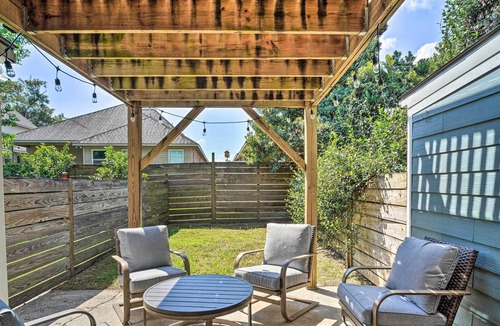 Shenandoah House | NEW! Baton Rouge Townhome Near Shopping + Dining!