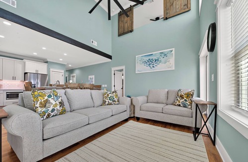 Fort Morgan Pines Cottage | New Bay Cottage! Private Pier, Kayaks, Bring a Boat, Easy Beach Access! Dogs OK!