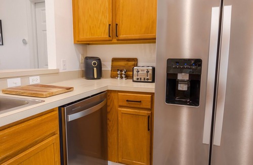 Lake Davenport Estates House | NEW! Castle on Hillcrest- 9 miles to Disney!