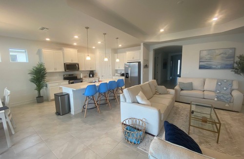 Fort Myers House | New Elegant Vacation Home in Fabulous Fort Myers