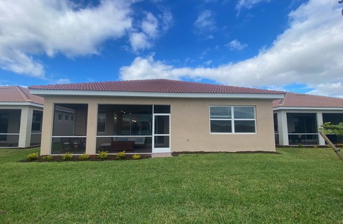 Fort Myers House | New Elegant Vacation Home in Fabulous Fort Myers