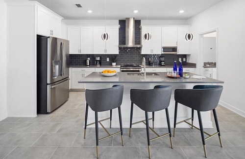 Melbourne Beach House | New Fun 6 - BR Beach Vacation Home w Themed Kids' BR | Homes by Villatel