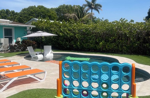 Eastview Manor House | New Jupiter Oasis, 8 mins to Love Street & Beach