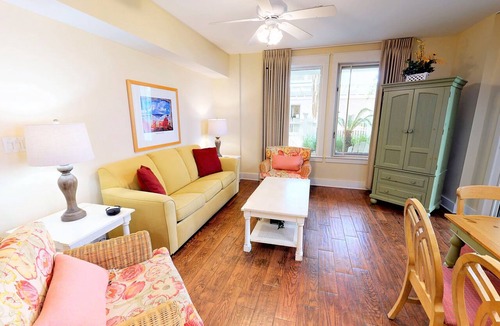 Baytowne Wharf Condo | New Listing! Ground Floor Gem at Pilot House | Sandestin Beach Resort